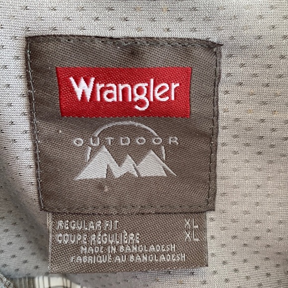 Wrangler Outdoor Series Grey Checkered Long Sleeve Button Down Size XL - Picture 4 of 14